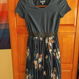 Modcloth Pleated Midi Dress